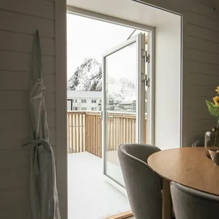 Apartment Koselig Toppleilighet Med Fantastisk Utsikt