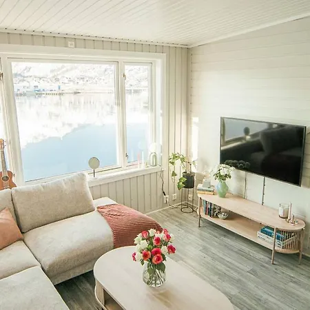 Apartment Koselig Toppleilighet Med Fantastisk Utsikt *